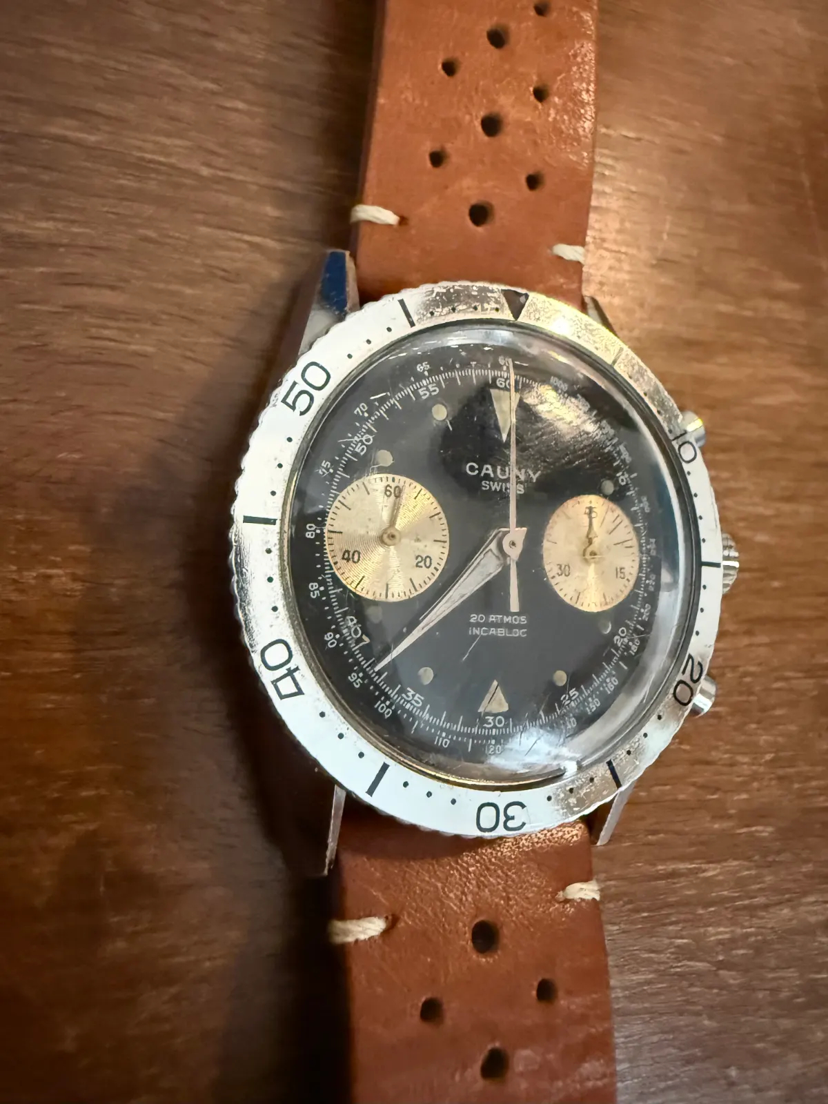 Orologio vintage Cauny Prima Chronograph 20 ATMOS - Landeron 248 · Reverse Panda · 38 mm · Anni ’60 — foto 1