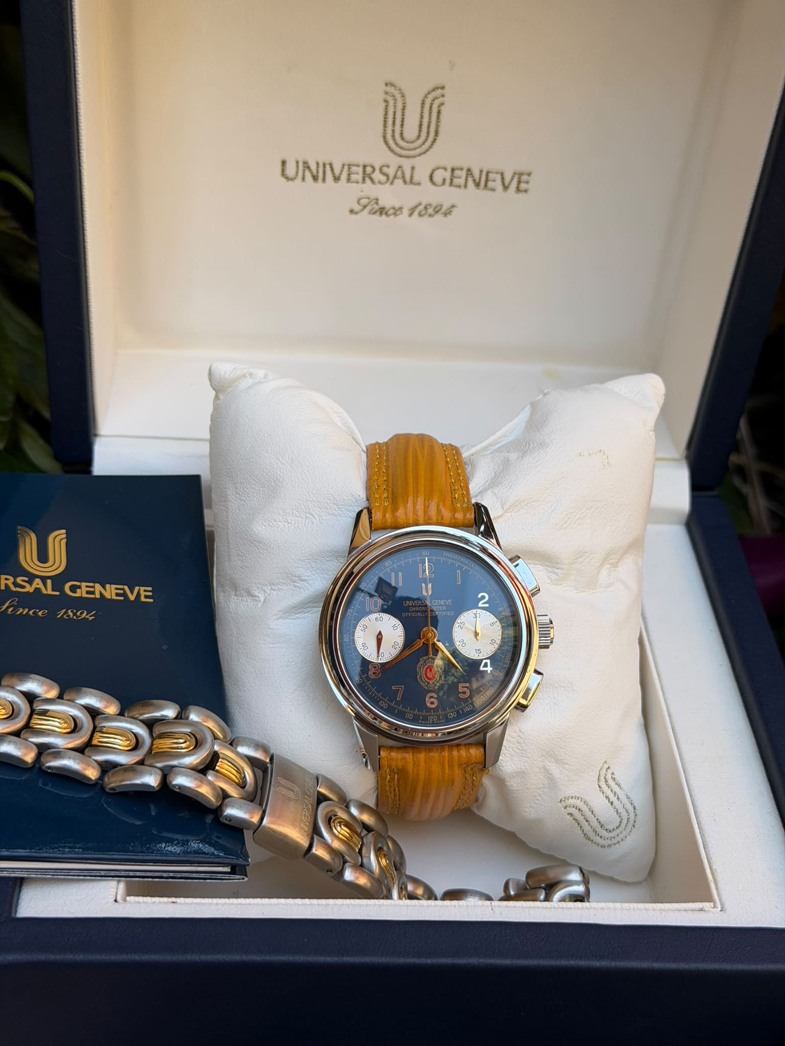 Orologio vintage UNIVERSAL GENÈVE CHRONOGRAPH - Ref. 889.290 – Chronometer Officially Certified – Calibro automatico UG89 – 37 mm – Full Set — foto 1
