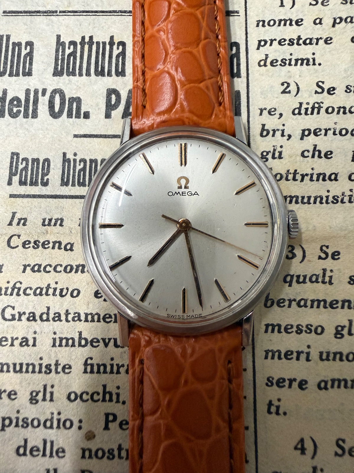Orologio vintage Omega Ref. 131.018 · Quadrante argento soleil originale · Calibro 601 · 34,5 mm · Circa 1965-1967 — foto 1