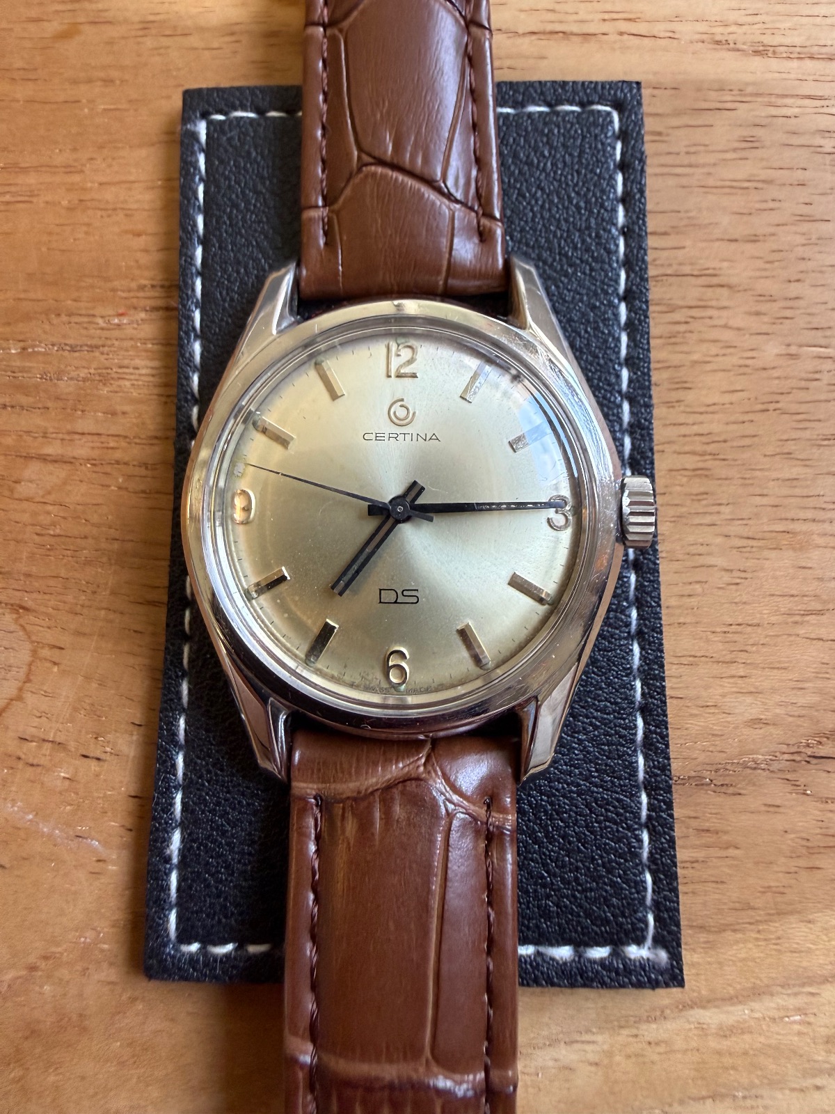 Orologio vintage Certina DS First Generation “Turtle Back” 37 mm – Cal. 25-66 – circa 1960 — foto 1